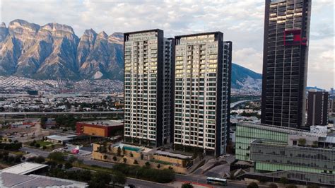 Edificio Mty Prol Alfonso Reyes Zona Valle Poniente Santa