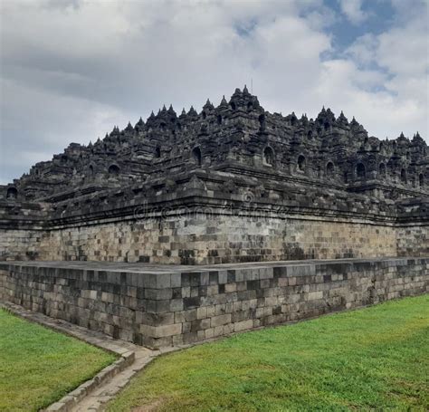 Beautiful Borobudur Temple Architecture in Java Stock Image - Image of ...