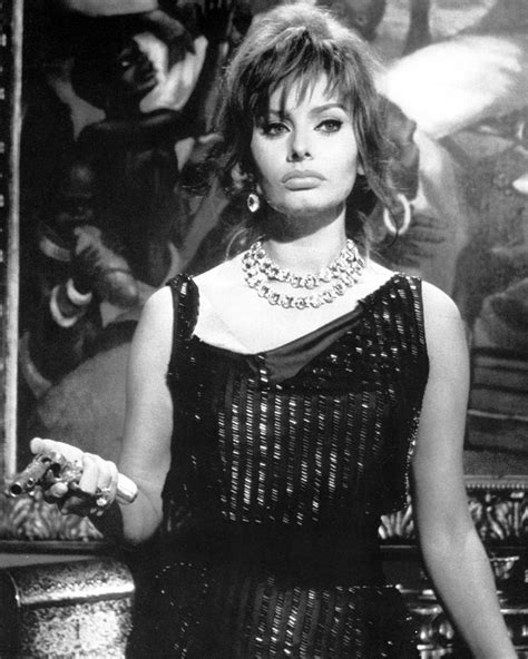 Portrait Of Sophia Loren Photograph By Globe Photos Fine Art America