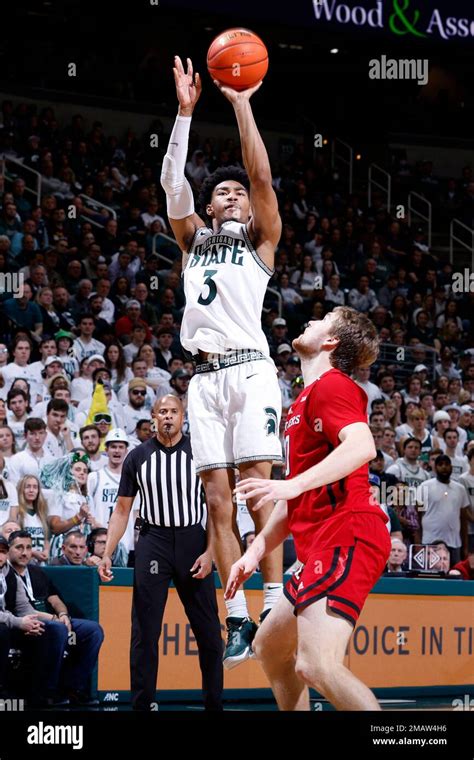 Michigan State S Jaden Akins Shoots Against Rutgers Cam Spencer