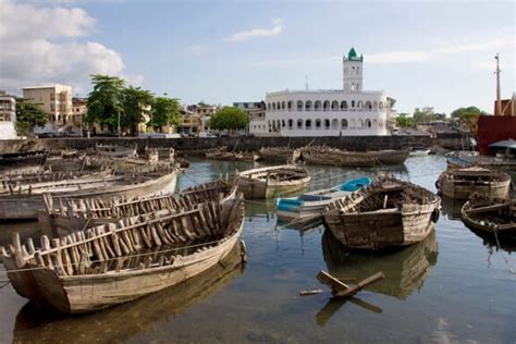 What is the Capital of Comoros? | Mappr