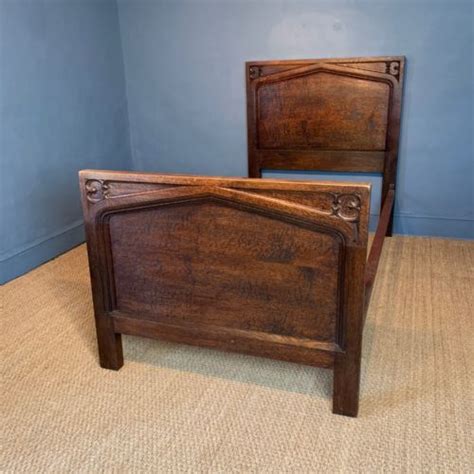 Antique Oak Beds - The UK's Largest Antiques Website