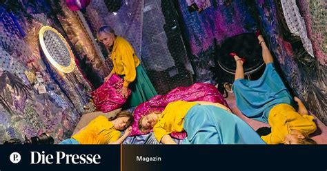 Sex auf der Bühne Schutz für mediale Sensationslust DiePresse