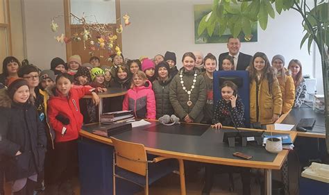 Besuch Der Klassen Im Rathaus Gemeinde Deining