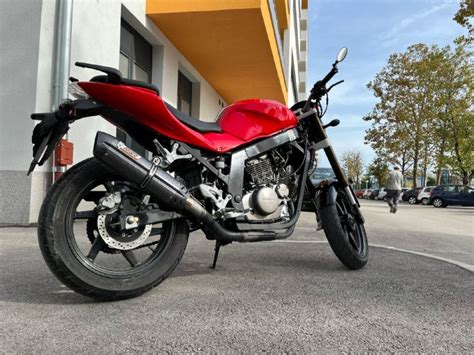 Hitno Hyosung Gt250 Efi 249 Cm3 2009 God