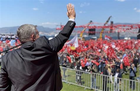 Çeşme Belediye Başkanı Ekrem Oran 2024 Yerel Seçimleri nde yeniden aday