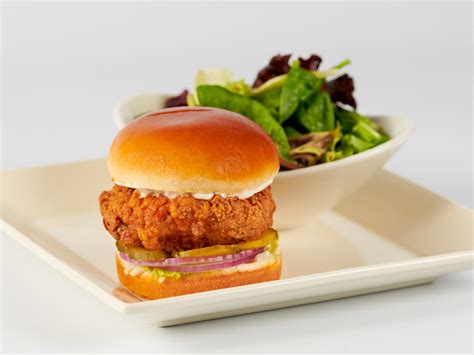 The Cheesecake Factory Adds New Skinnylicious Crispy Chicken Sandwich Chew Boom