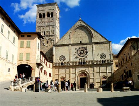 Assisi La Cattedrale Di San Rufino Luiginter Flickr