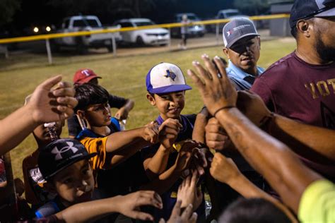 Los Ni Os De Uvalde Vuelven A Jugar En Una Ciudad Paralizada Por El Dolor