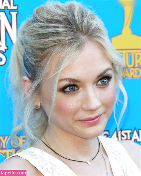 Emily Kinney Emmykinney Https Nude Leaked Photo Fapello