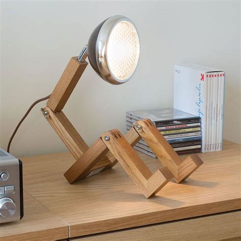 Lampe bureau cadeau décoration Lampe Bonhomme Noire en Bois