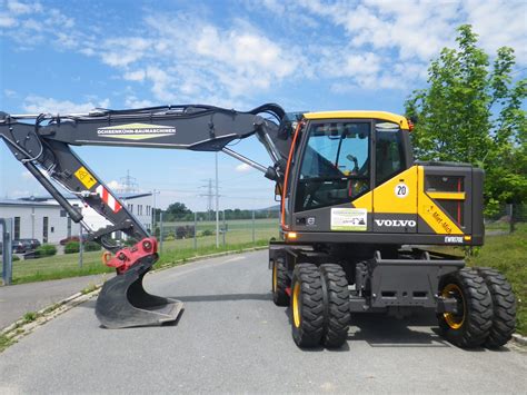 Mobilbagger Volvo EWR 170 E Ochsenkühn Baumaschinen