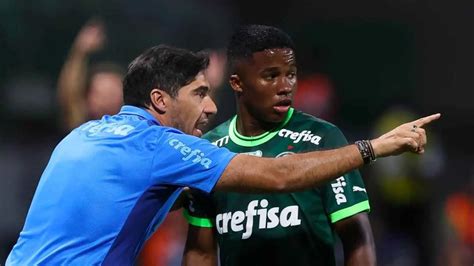 Folga Palmeiras Bate Meta De Uso Da Base Na Equipe Principal Em