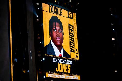 Pittsburgh Steelers Sign 1st Round Draft Pick Broderick Jones To Rookie