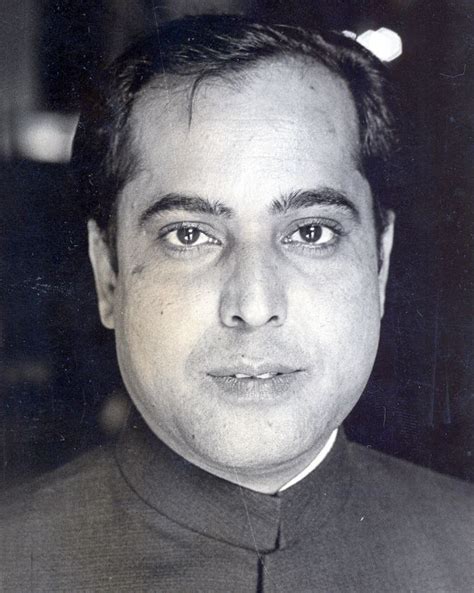 Pranab Mukherjee ~ Life Story & Biography with Photos | Videos