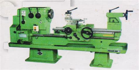 Feet Heavy Duty Geared Precision Lathe Machine Mm At Best Price