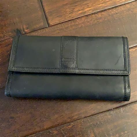 Vintage Coach Leatherware Black Leather Wallet E Gem