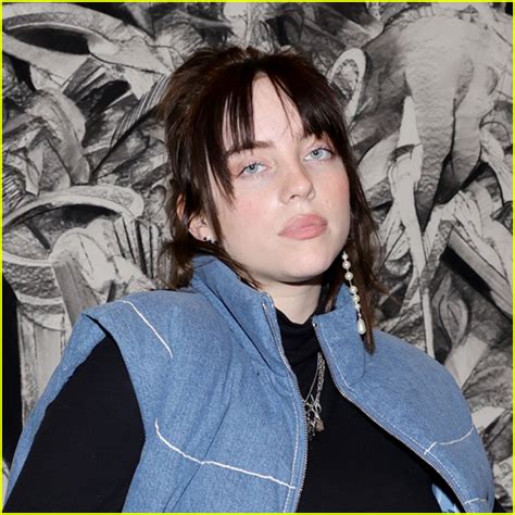 Billie Eilish Addresses the Viral Naked Photo: Her Side of the Story - orsoo7h