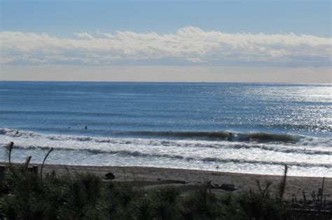 波情報 湘南 腹胸セット肩 本日2度目の更新 サーフボードクオリティーハードコア Quality Hardcore Distributions