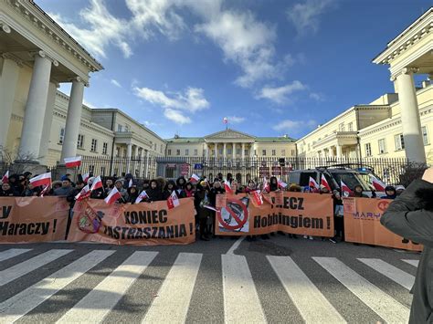 Kupcy z Marywilskiej 44 zapowiadają kolejny strajk NASZ NEWS Radio