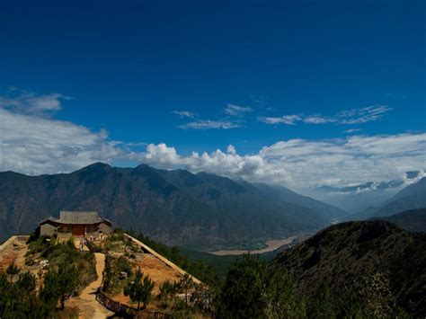 虎跳峡最佳观景点在哪里【图文】云南旅游摄影团