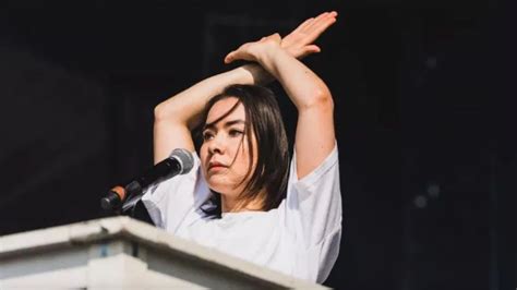 Mitski Teases New Album Releasing Lead Single This Week Cirrkus News