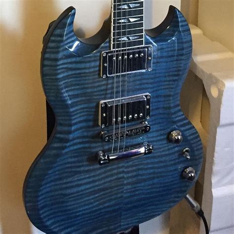 Ocean Blue Gibson Sg Supreme Looks So Beautiful With The Sunshine