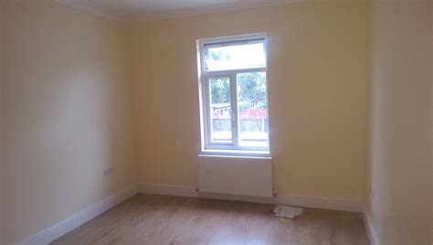 2 Bed Ground Floor Flat City Move Real Estate Company London