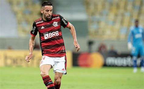 Flamengo Age R Pido E Faz Proposta Por Ld Do Futebol Europeu Para