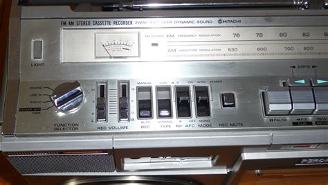 Hitachi Trk 8280 Radio Cassette Boombox Ghettoblaster Old Boomboxes