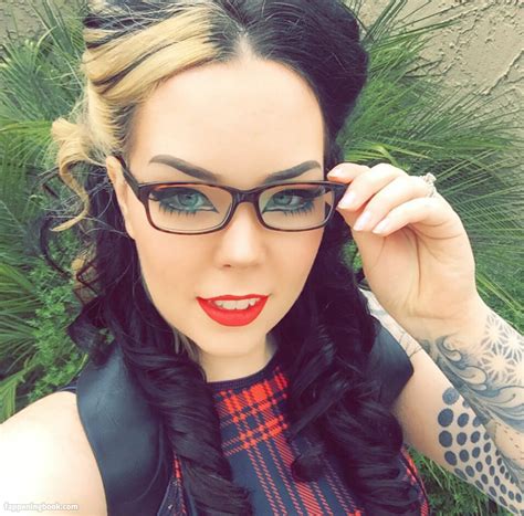 Suzy Berhow Mortemer Nude The Fappening Photo Fappeningbook