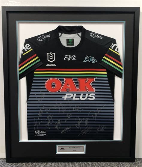 Penrith Panthers 2019 signed Jersey | Framed jersey, Penrith panthers ...