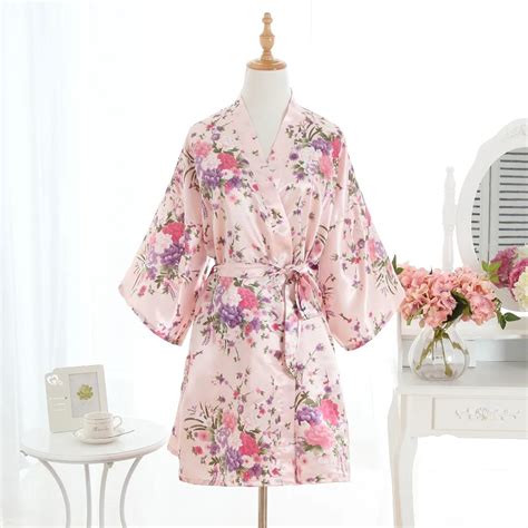 Silk Pink Bridesmaid Bride Robe Sexy Women Short Satin Wedding Kimono Robes Sleepwear Nightgown