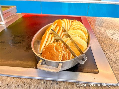 Chef Mickey's Adds Croissant Beignets to Breakfast Menu and More Updates - WDW News Today