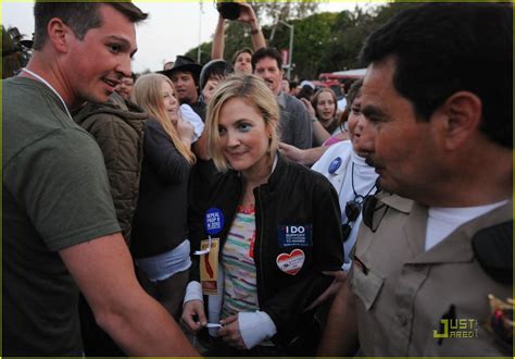 Drew Barrymore Attends Gay Marriage Rally Photo 1948091 Adam Shankman Drew Barrymore Photos