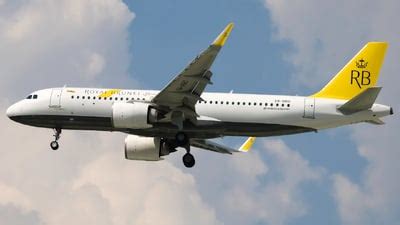 V8 RBG Airbus A320 251N Royal Brunei Airlines Go Vap Streetman