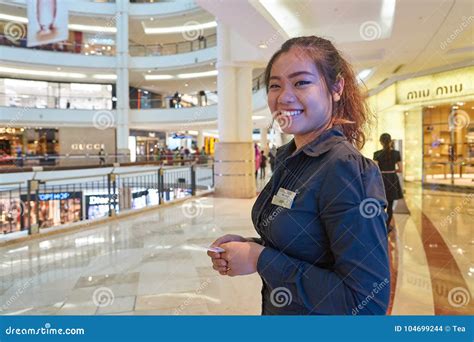 Suria KLCC editorial stock image. Image of klcc, luxury - 104699244