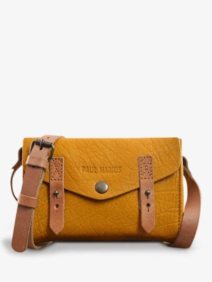 Le Mini Indispensable Safran sac bandoulière cuir femme Jaune PAUL