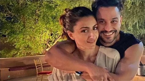 Soha Ali Khans Romantic Post For Kunal Kemmu Will Rekindle Your Faith