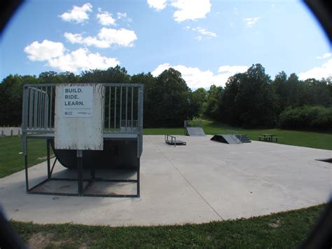Spott Dreams of Skate Parks: Renfrew, ON