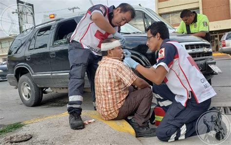 Conductora atropella a adulto mayor en la Plutarco Elías Calles