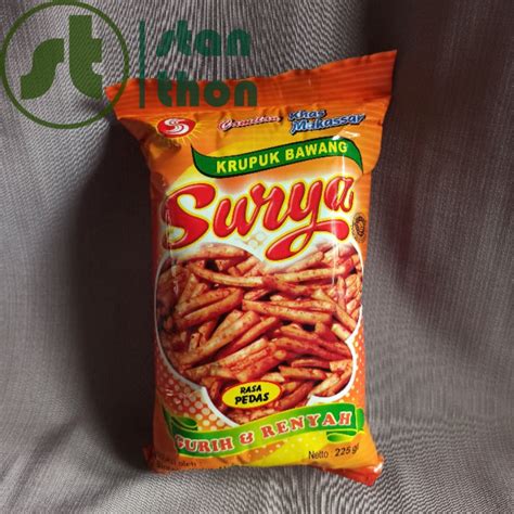 Jual Krupuk Bawang Surya Rasa Pedas Kerupuk Khas Makassar Shopee