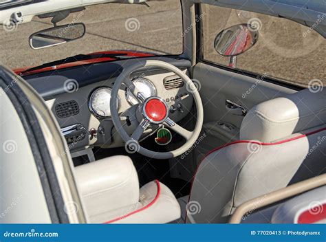 Descubrir 98+ imagen nissan figaro interior – Thcshoanghoatham-badinh ...