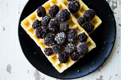 Premium Photo Belgian Waffles With Ice Blackberry