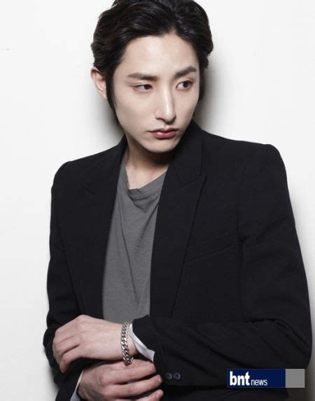 Suki S Corner Male Model Lee Soo Hyuk