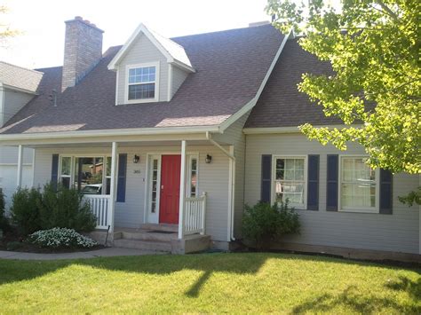 What Color Shutters On A Light Grey House Google Search House