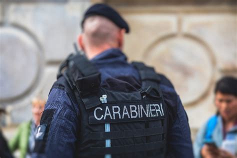 Crimine Organizzato A Brescia Arrestati Tre Uomini E Una Donna Per