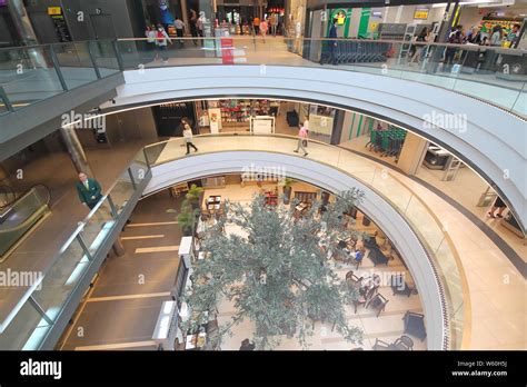 El Centro Comercial Abc Serrano Madrid Espa A Fotograf A De Stock Alamy