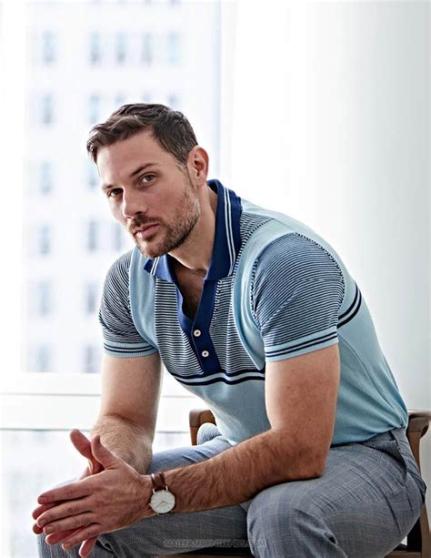 Gino Anthony Pesi para Man of Metropolis por Nina Duncan