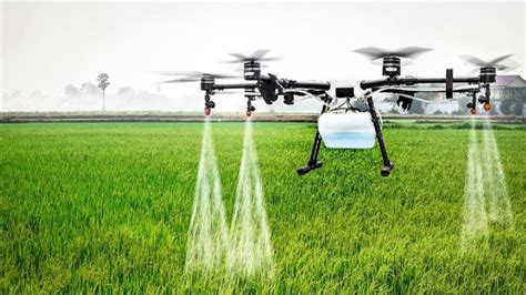 कृषि ड्रोन Agriculture Drone किसान अब ड्रोन से करेंगे नैनो उर्वरकों